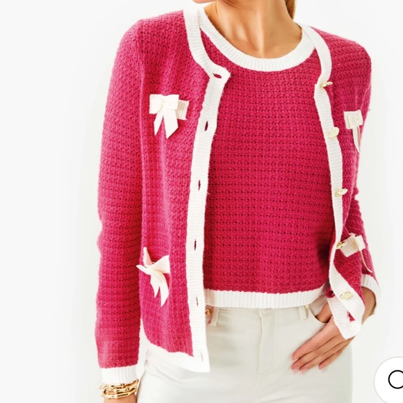 Lilly Pulitzer Sweaters - NWOT Lilly Pulitzer “Valoria” Pink & White Sweater Set